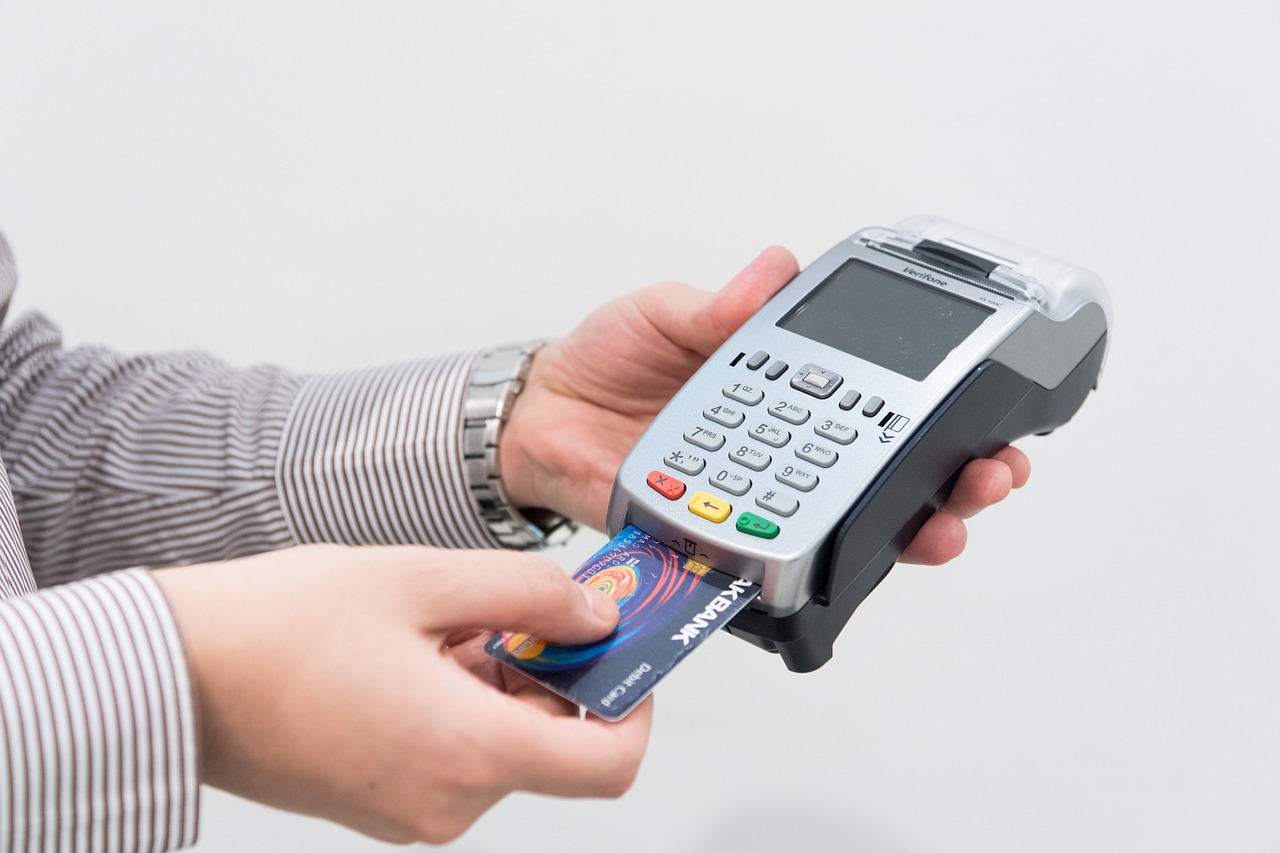 credit card machine, debit card machine, credit-4577768.jpg